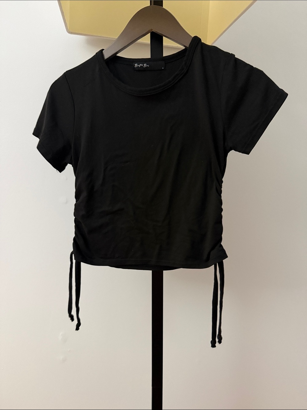 Black Cinched-Side Crop Tee